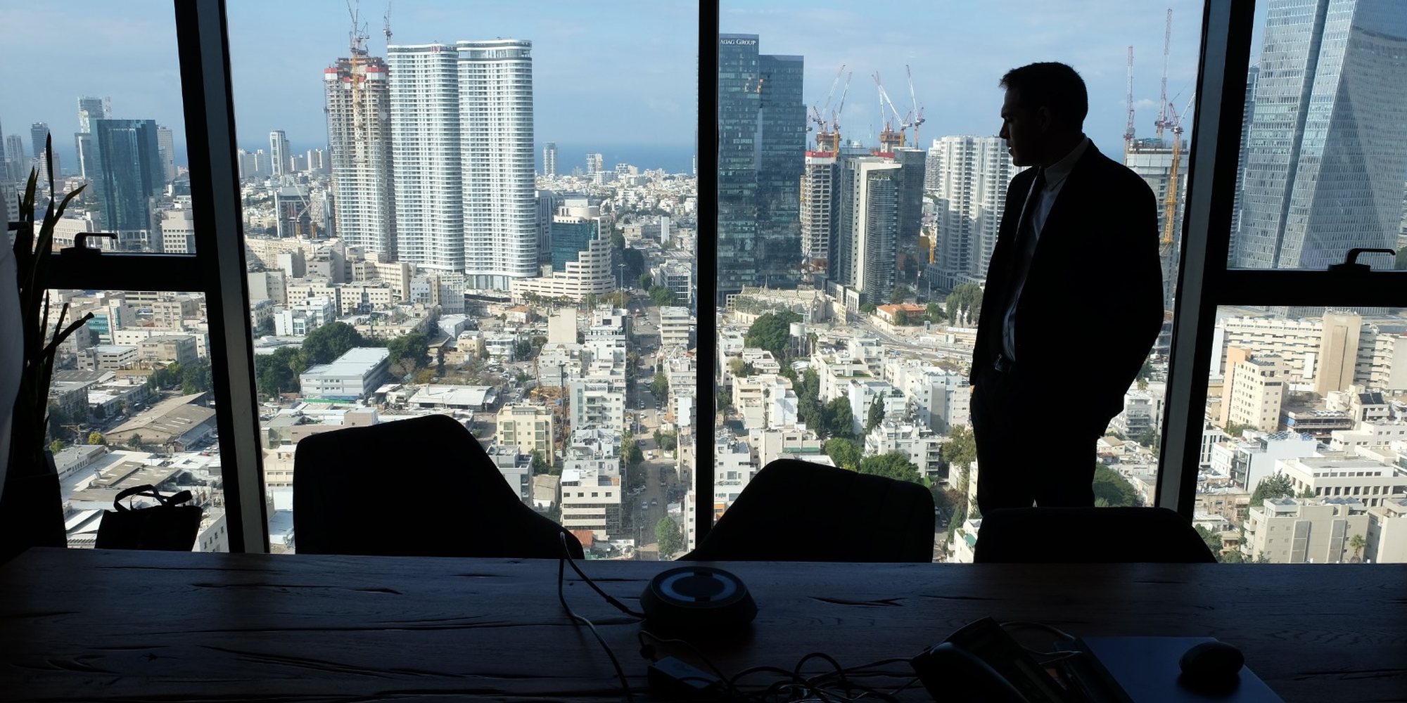 משרדי עו״ד יניב חקימוביץ, מגדל משרדים בתל אביב